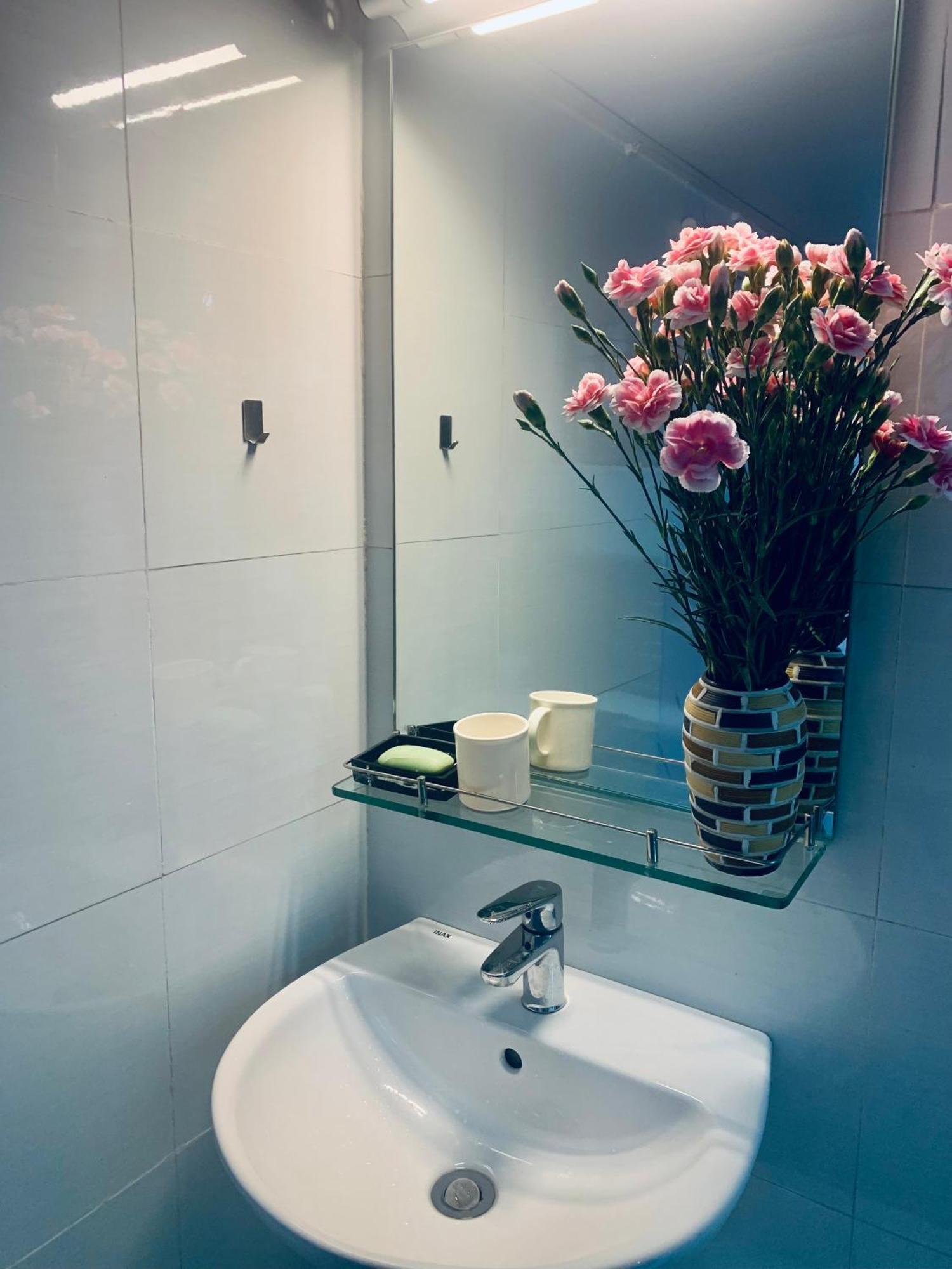 Charmcham House Apartment Hanoi Bagian luar foto